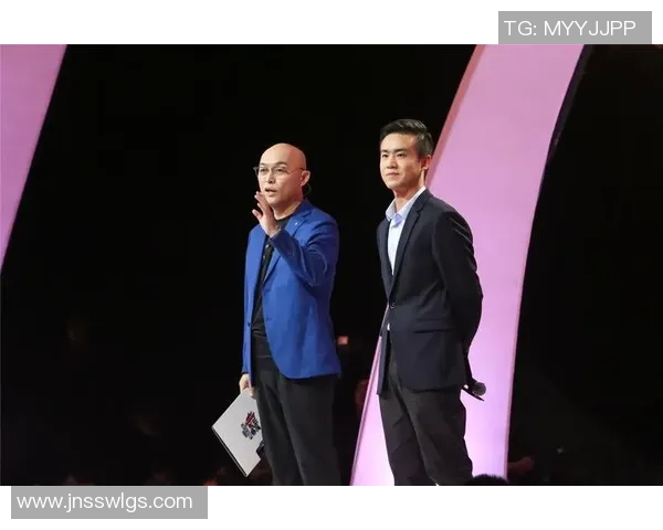 足球明星表弟惊喜现身非诚勿扰引发全场热议与情感碰撞